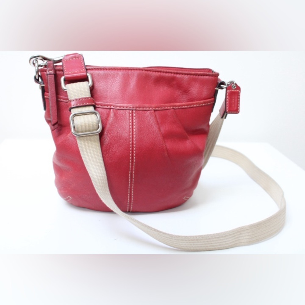 Vintage Coach Pleated Swingpack Crossbody Bag